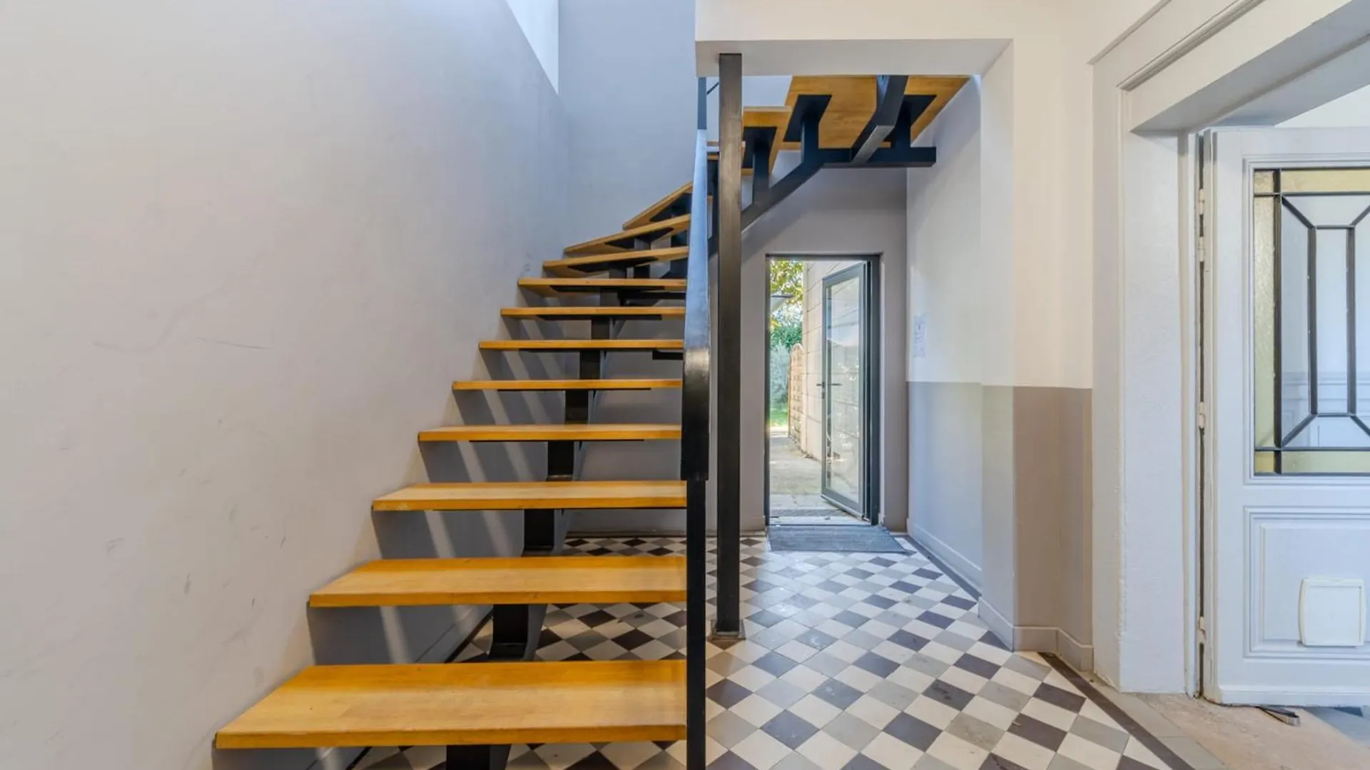 Apartman Le Studio Laurent A Sweet Getaway For Two Near Lyon La Mulatière